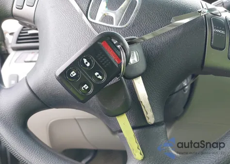 2007 Honda Odyssey Ex z USA, uszkodzony, nr VIN 5FNRL38427B132079